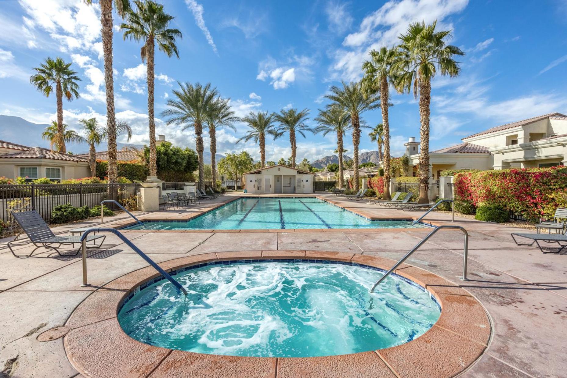 Desert Sunset By Vare Pool Spa Gym Tennis La Quinta Exterior photo