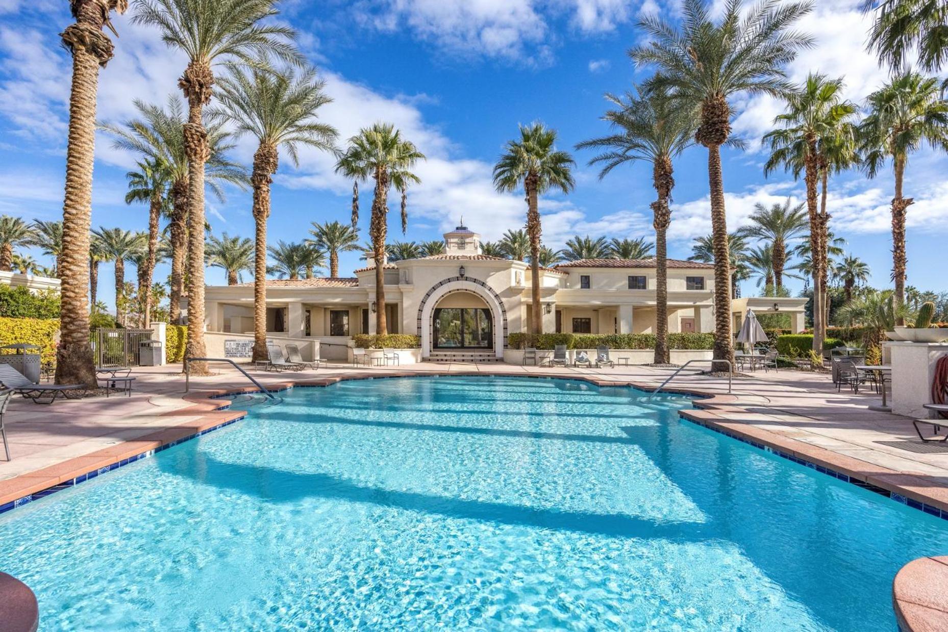 Desert Sunset By Vare Pool Spa Gym Tennis La Quinta Exterior photo